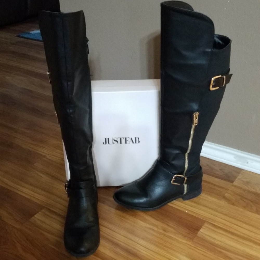 Black boots